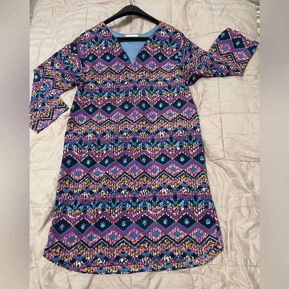 EVERLY-Notch V-Neck Shift Dress Purple Tile Print-Sz.M - Picture 7 of 14